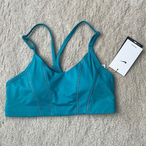 NWT Nike Sports Bra, size small - Picture 1 of 2